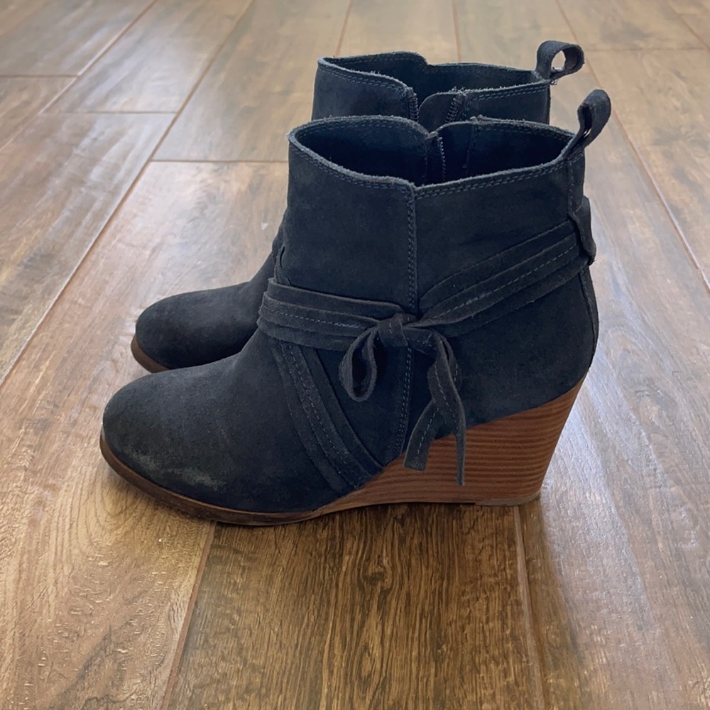 Diba Bindie Wrap around Suede Wedge Bootie